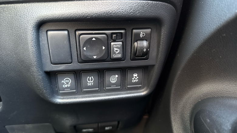 Nissan Juke 1.5 dCi Tekna 5dr Diesel Hatchback